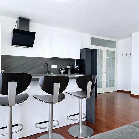 Apartment Astral With A Private Parking Space Opatija